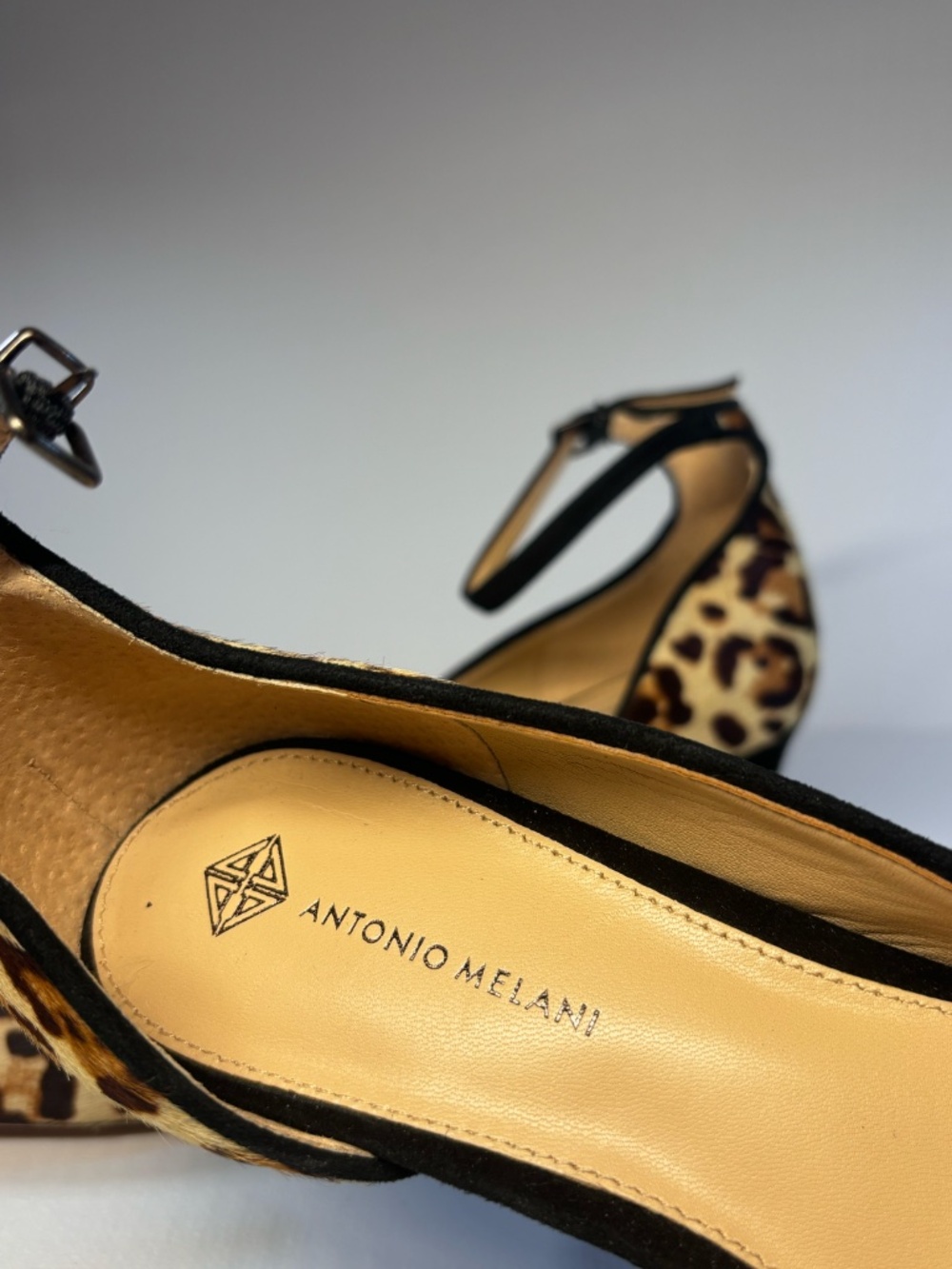 Antonio Melani Leopard Print Calf Hair Ankle Strap Heels S 8.5 Pointed Toe Pumps - Picture 11 of 13